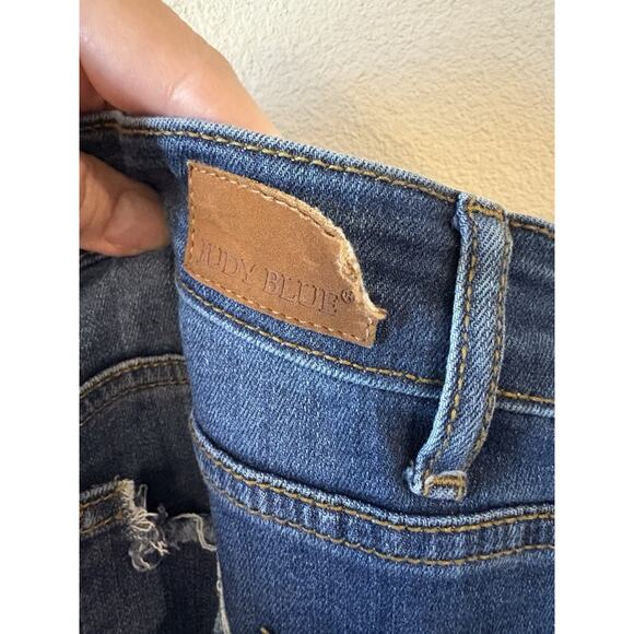 Judy Blue Jeans Women's 9/29 Straight Fit High Rise Distressed Cropped JB82115DK - Picture 8 of 16